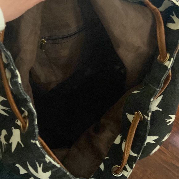 Sparrows Navy and White Backpack - Picture 4 of 4